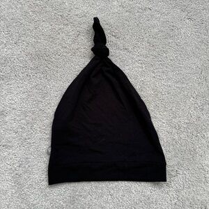 KYTE BABY Black Hat Size 6-12 Months